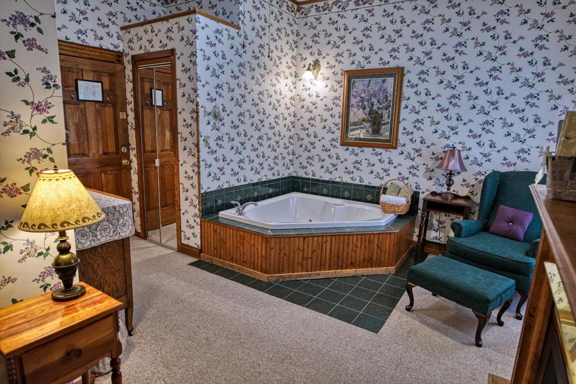 Rockwell Falls Inn And Wine Bar レイク・ルザーン 部屋 写真
